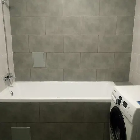 Edelweiss Apartment *